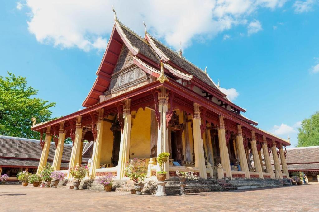 Vientiane Plaza Hotel Dış mekan fotoğraf