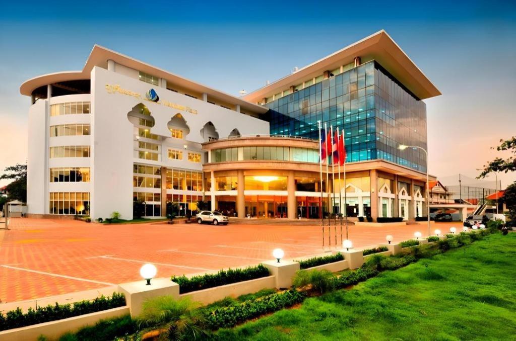 Vientiane Plaza Hotel Dış mekan fotoğraf